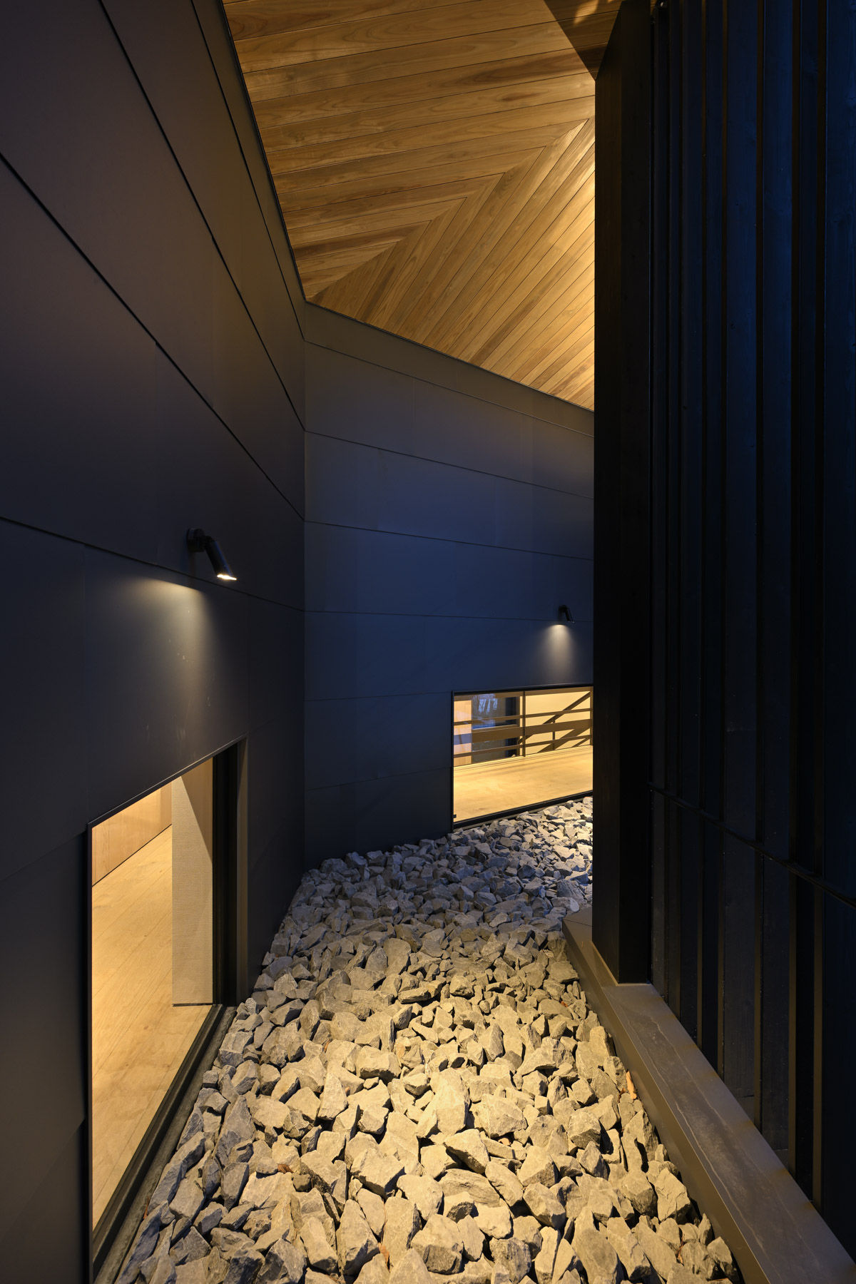 Hakumori Exterior